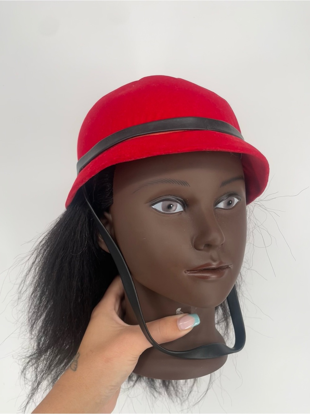 60s Mr. John Juniorette Red Riding Hat W Black Contrasting Trim & Chin Strap - Picture 3 of 11